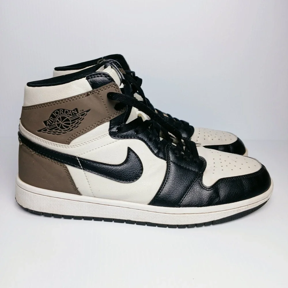 Nike Air Jordan 1 Retro High OG Dark Mocha Black Sail Mens Sneaker Size 12